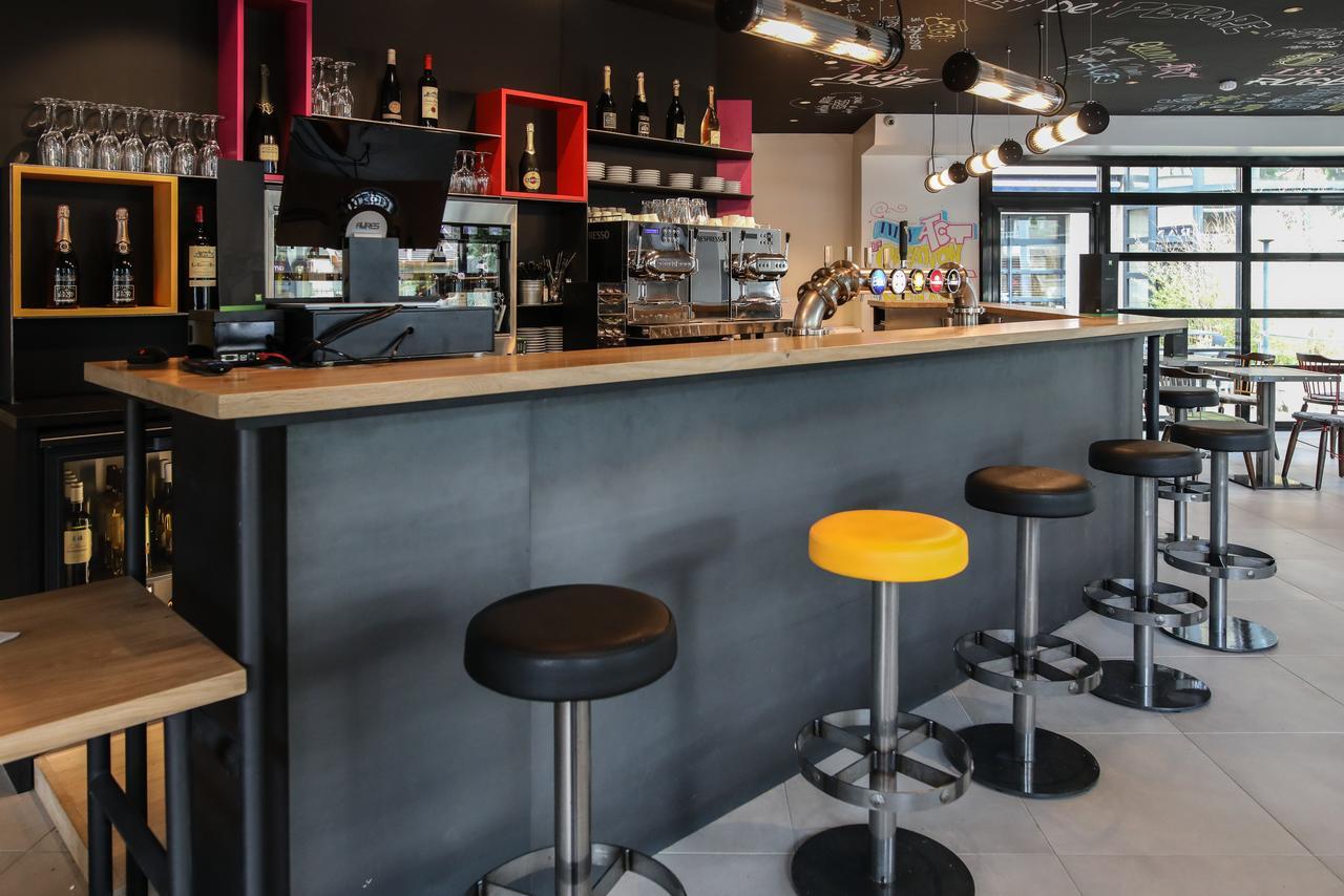 Ibis Styles Clermont-Ferrand Republique Exterior foto